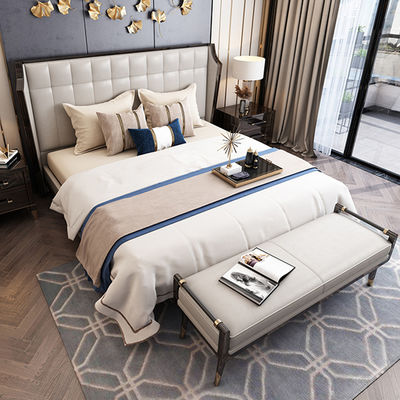 Struttura di legno solida di cuoio del letto dell'hotel della mobilia su ordinazione della camera da letto per la casa della villa dell'hotel